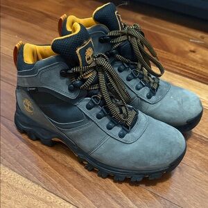 Timberland Men's Gray and Black Boots